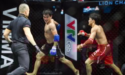 Clip: Nguyễn Trần Duy Nhất khiến đối thủ chạy thục mạng và 'xin hàng'