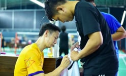Vợ chồng Nguyễn Tiến Minh - Vũ Thị Trang truyền lửa đam mê cầu lông đến người hâm mộ
