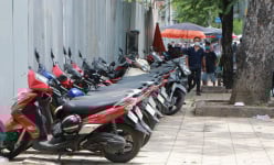 Thu phí lòng đường, hè phố tại TP.HCM:  'Không nên tập trung vào thu phí mà quên đi quản lý trật tự đô thị'