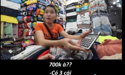 Hét giá 3 đôi vớ 700.000 đồng với khách nước ngoài, tiểu thương chợ Bến Thành bị xử phạt, phải đóng cửa 7 ngày