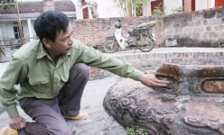Một giếng cổ hoa văn đẹp lạ ở Hải Dương lấy mạch nước sông Đuống, cả làng coi như báu vật