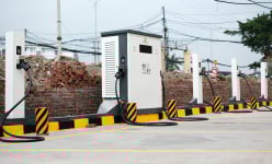 EverSolar hợp tác kinh doanh trạm sạc nhượng quyền V-GREEN