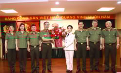 Nữ Phó Chủ nhiệm Ủy ban Kiểm tra Đảng ủy Công an Trung ương được thăng hàm Thiếu tướng