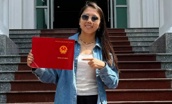 Huỳnh Như học thạc sĩ, thực hiện giấc mơ... gõ đầu trẻ?