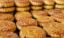 Loại bánh Trung thu của địa phương nào từng khiến Vua Khang Hi bất ngờ?