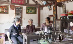 Làng cổ ở Thái Bình, dân chạm bạc ra tiền, mê hát ca trù, nhà cổ trăm năm, mùa đông ấm, mùa hè mát