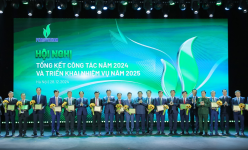 Vinh danh các tập thể xuất sắc đóng góp vào sự tăng trưởng và phát triển của Petrovietnam năm 2024