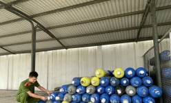 Phát hiện quán bar Phượng Hoàng Club, Móng Cái kinh doanh, phục vụ “bóng cười” cho khách