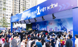 Vinhomes Grand Park đông kín fan chờ đón siêu nhạc hội 8WONDER Winter