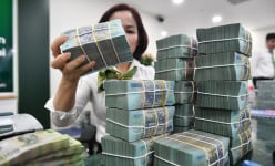 Thủ tướng yêu cầu tiếp tục tạo thuận lợi để người dân, doanh nghiệp vay vốn ngân hàng