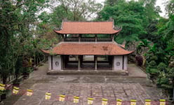 Ngọn núi nổi tiếng ở Hà Nam có ngôi chùa cổ 1.000 năm, đào khảo cổ thấy đồ sành, đồ gốm cổ thời nhà Lý