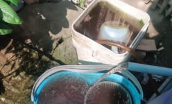 Long An: Nhiều hộ dân ngày đêm 'ngóng cổ chờ nước sạch', phải bơm hút nước từ kênh mương để dùng