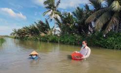 Nuôi con vật hiền khô như cục đất, chả phải cho ăn bao giờ, ông nông dân Cà Mau mò lên bán kiếm lời
