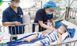 Nhiều trẻ đuối nước, bác sĩ cảnh báo an toàn trong kỳ nghỉ dài