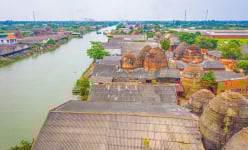 Ở Vĩnh Long có một 'vương quốc đỏ' rộng hơn 3.000ha đẹp như phim, ngắm thôi đã mê lắm rồi