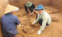 Cuộc tranh luận lớn khi phát lộ la liệt hiện vật cổ trong quá trình đào khai quật khảo cổ một nơi ở Hà Tĩnh