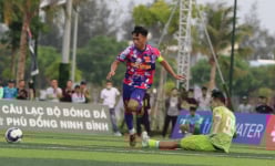 'Làn sóng' cầu thủ chuyên nghiệp bỏ ngang về đá phủi (Kỳ 2): Lựa chọn không hề ngẫu nhiên