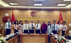Tăng cường giải đáp, hỗ trợ pháp lý cho người Việt ở nước ngoài