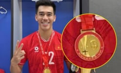 BTC ASEAN Cup 2024 thu hồi huy chương lỗi, Tiến Linh lỡ kế hoạch thiện nguyện