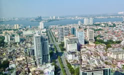 Thị trường bất động sản phía Nam tăng trưởng, sóng nổi ở Bình Dương