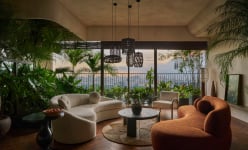 Biến căn penthouse 340 m2 thành khu rừng nhiệt đới giữa lòng Sài Gòn