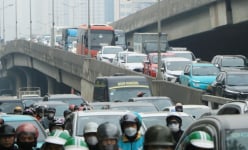 Người dân luống cuống không biết đi hay rẽ, Hà Nội điều chỉnh phân luồng “điểm nóng' nút giao Khuất Duy Tiến