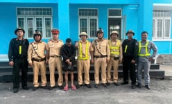 Hàng chục cảnh sát vây bắt đối tượng trốn khỏi trại giam trên cao tốc TP.HCM – Long Thành – Dầu Giây