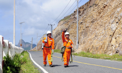 EVNSPC phát động phong trào thi đua nước rút 90 ngày hoàn thành đóng điện 50 công trình lưới điện 110KV