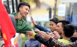 Lao động đi nghĩa vụ quân sự có được tạm hoãn hợp đồng lao động?