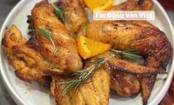 Bộ phận mềm mụp của con gà, đem nướng với loại quả giàu vitamin C để có món ăn bổ dưỡng