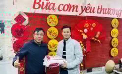 HLV Trương Minh Sang: 'Tôi may mắn được chia sẻ tại Bữa Cơm Yêu Thương'