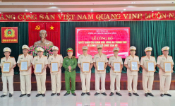Công an Đà Nẵng công bố 33 cán bộ giữ chức vụ Phó Trưởng các phòng nghiệp vụ Công an thành phố