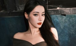 Địch Lệ Nhiệt Ba khiến Châu Tinh Trì bị chỉ trích