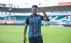 Ngoại binh Hà Nội FC: Khoác áo ĐT Guinea-Bissau, ghi bàn ngang Xuân Son