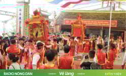 Lễ hội làng Bát Tràng có gì độc đáo?