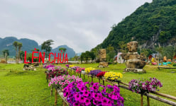 Quảng Bình: Biến đồi hoang, núi đá ra nơi cảnh đẹp như phim, Lèn Chùa thành điểm OCOP, dân tình đang đến