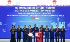 Trường Đại học VinUni và Đại học NTU – Singapore ký kết hợp tác liên minh chiến lược