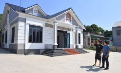 'Làng đổi đời' ở Tuyên Quang là một làng xuất ngoại, nhà cao tầng, xây biệt thự đếm vội chả xuể