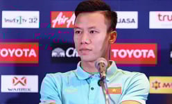 Tin chiều 15/3: HLV Kim Sang-sik đã đúng về Quế Ngọc Hải?