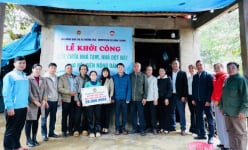 Huế: Hội Nông dân hỗ trợ sửa chữa nhà cho hội viên có hoàn cảnh khó khăn
