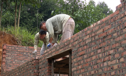 Một huyện của Yên Bái có nhiều cách làm hay để xóa nhà tạm, nhà dột nát