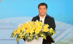 Chủ tịch Quảng Bình 'truyền lửa' tinh thần làm việc cho cán bộ trước 'giờ G' tái cơ cấu