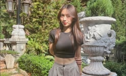 'Quên lối về' trước nhan sắc bạn gái tân binh Việt kiều của Đông Á Thanh Hóa