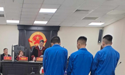 Phát hiện nơi người đồng tính nam thường “hẹn hò” ở Hà Nội nên ra tay cướp tài sản