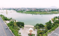 Một tỉnh xưa có diện tích rộng lớn, gồm Hòa Bình, Sơn La, Yên Bái, Lai Châu, tiền thân của tỉnh Phú Thọ ngày nay