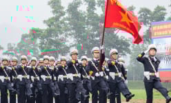 Việt Nam mời Lào cử quân nhân sang hợp luyện diễu binh dịp 30/4