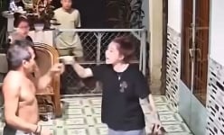 TIN NÓNG 24 GIỜ QUA: Bắt nhóm uy hiếp người thân con nợ để đòi tiền; tin mới vụ chém người tới tấp trên đường