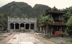 Hành cung Vũ Lâm các vua nhà Trần đặt ở vùng Tràng An của Ninh Bình trong chống giặc Nguyên Mông lần thứ 2