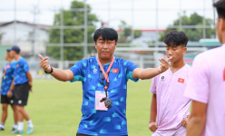 HLV Trần Minh Chiến bất ngờ chia tay CLB Quảng Ninh