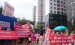 'Nóng' đấu tranh đòi quyền lợi tại Golden West Lê Văn Thiêm